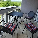 Apartament Karla